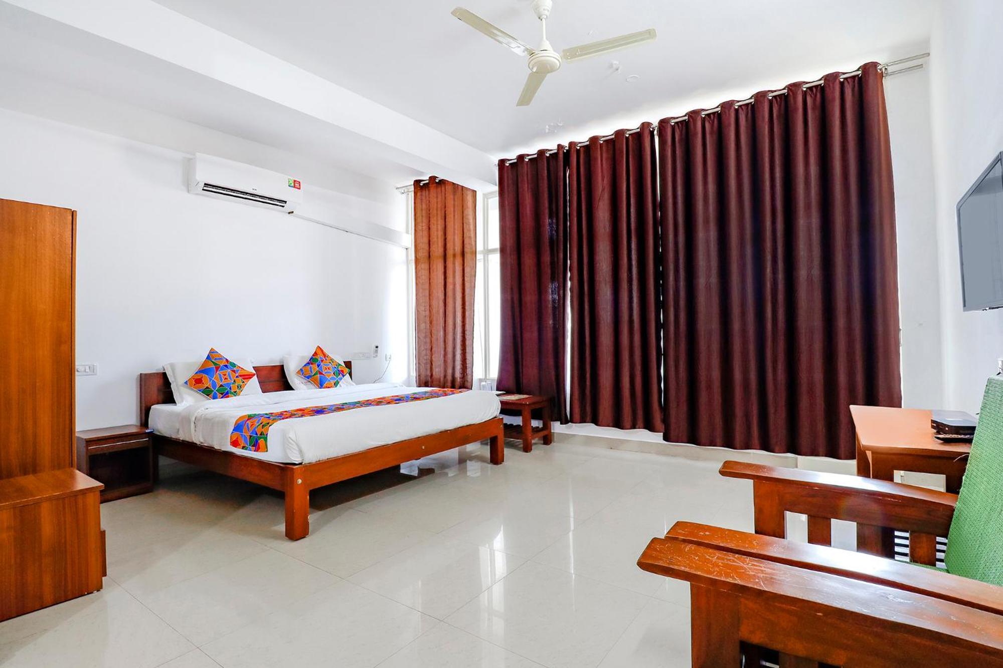 Fabhotel Raj Residency - 1Km From Madikeri Fort Exteriör bild