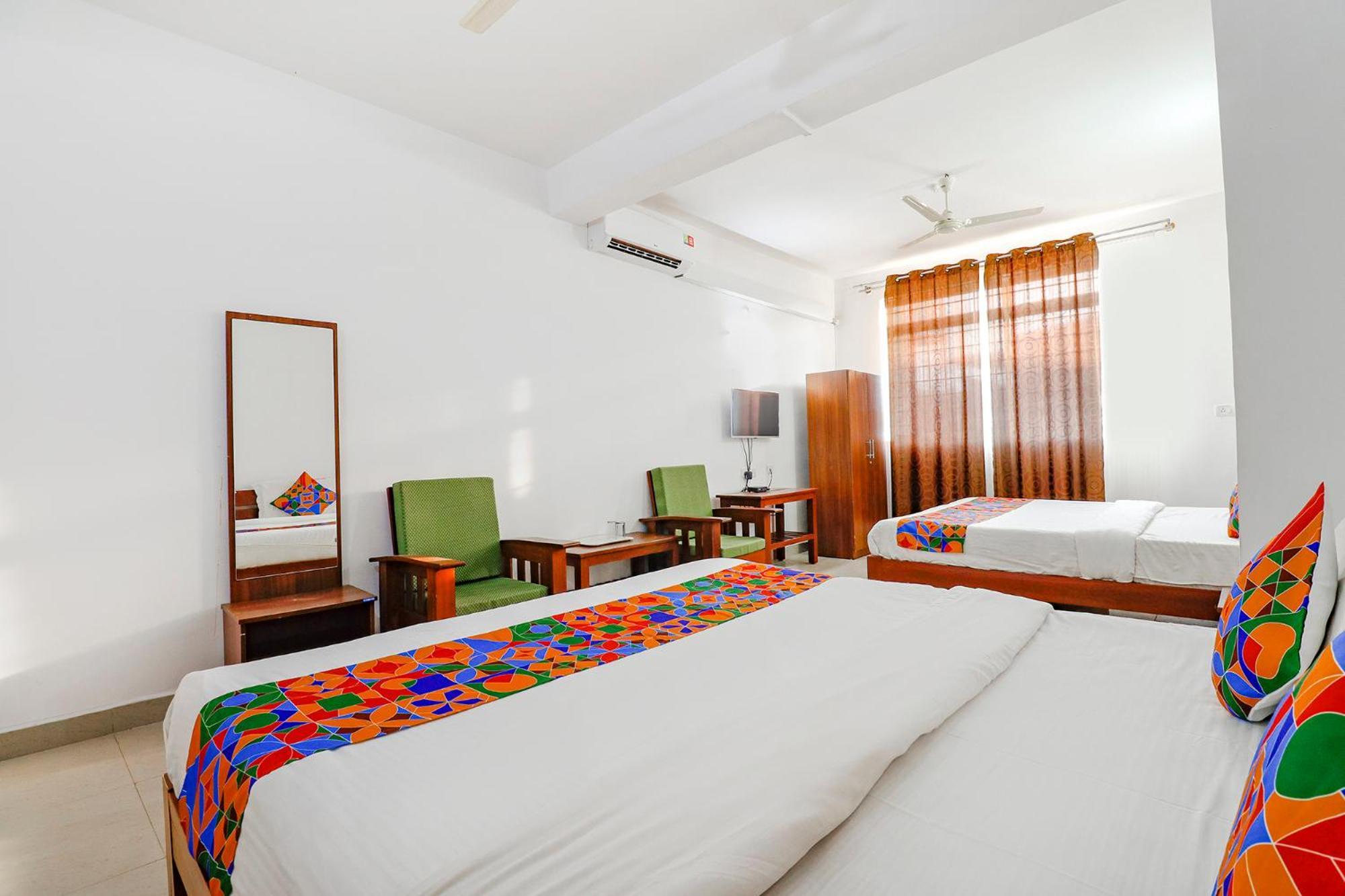 Fabhotel Raj Residency - 1Km From Madikeri Fort Exteriör bild