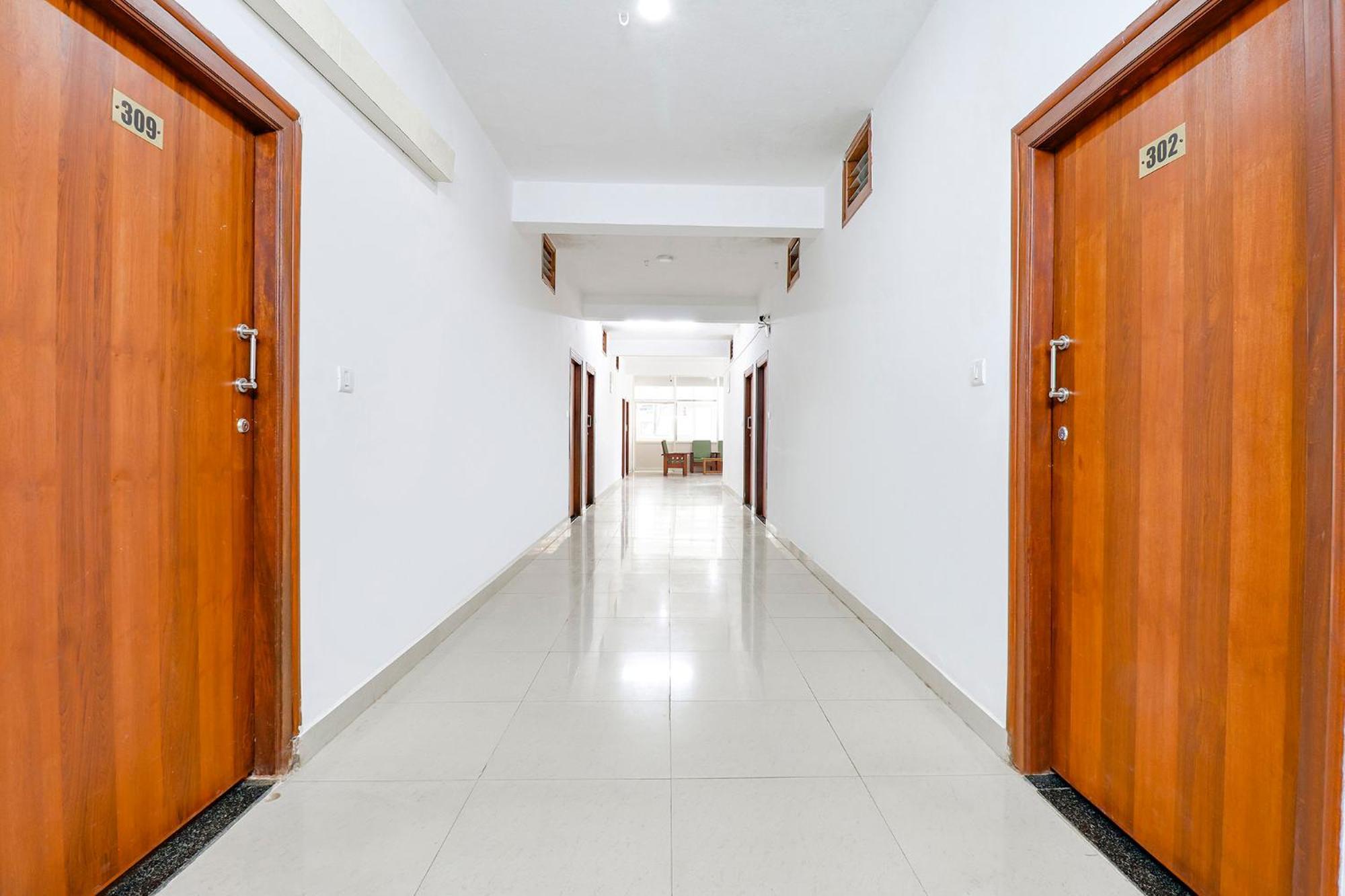 Fabhotel Raj Residency - 1Km From Madikeri Fort Exteriör bild