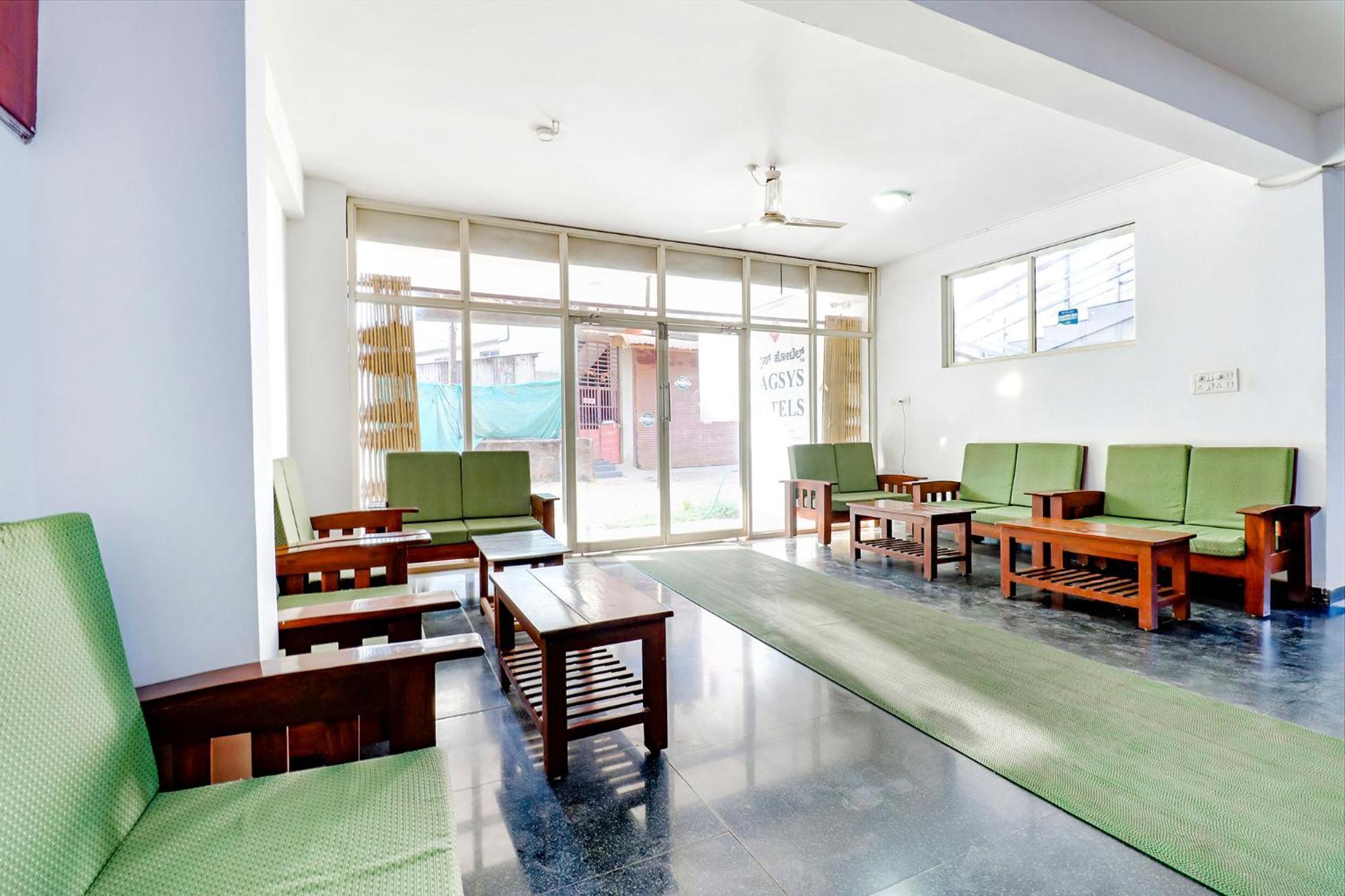 Fabhotel Raj Residency - 1Km From Madikeri Fort Exteriör bild